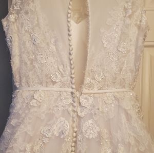 A-line wedding dress